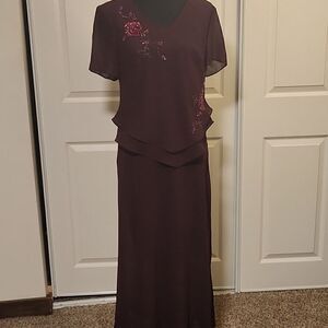Party, prom, ball, fancy dress gown